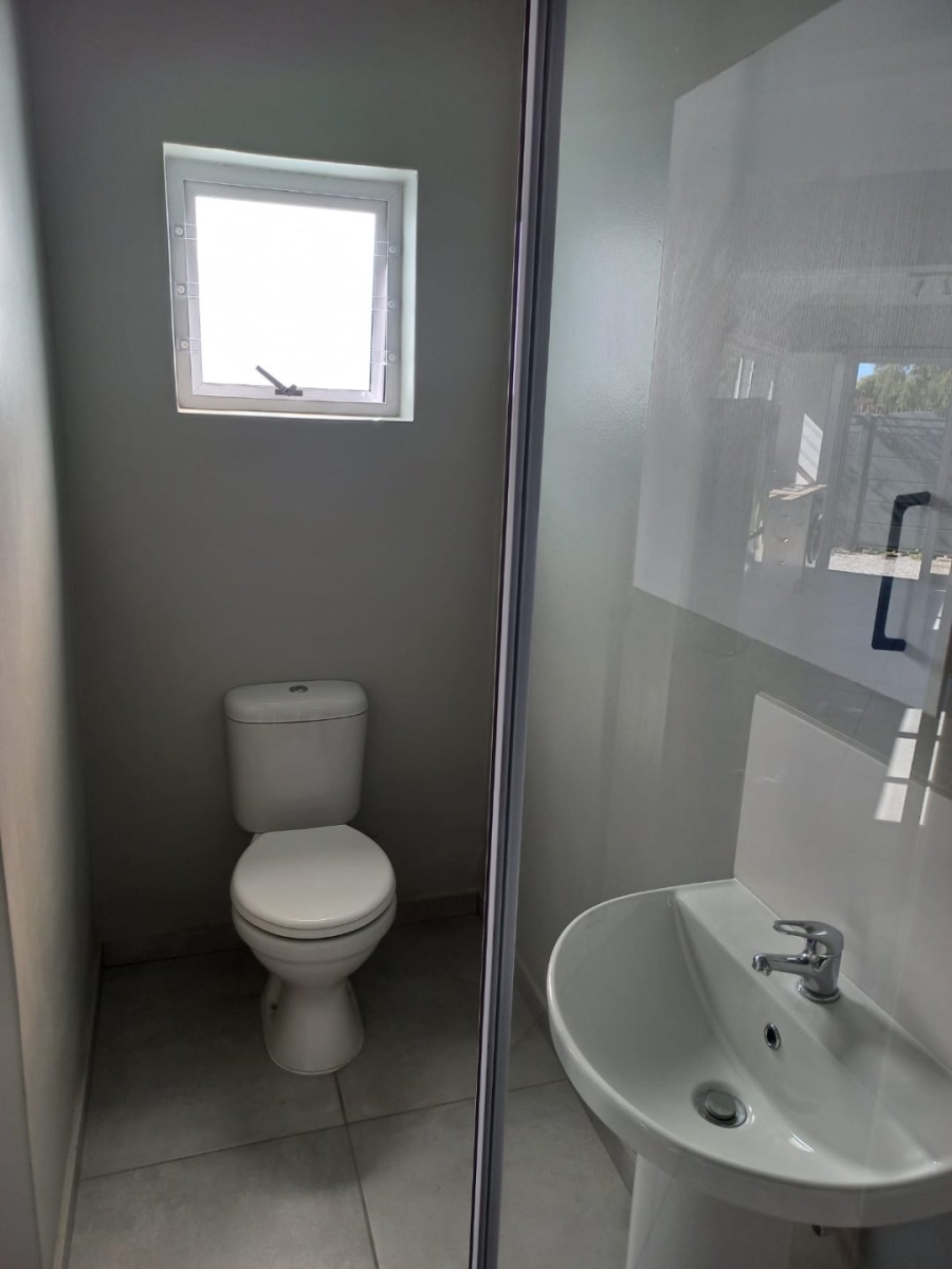 To Let 1 Bedroom Property for Rent in Heather Park Western Cape